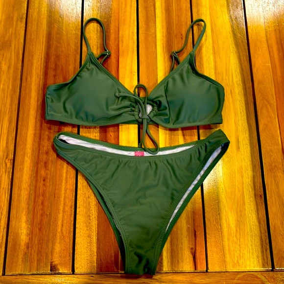 Bathing Suit - Picture 4 of 15